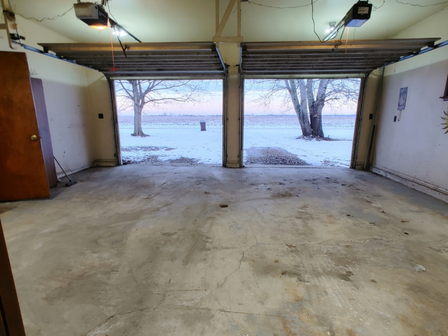 2585 S Jugtown Road, Coal City, IL 60416