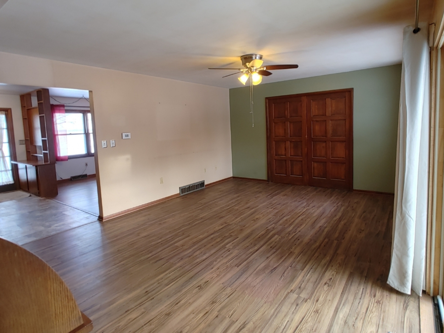 2585 S Jugtown Road, Coal City, IL 60416