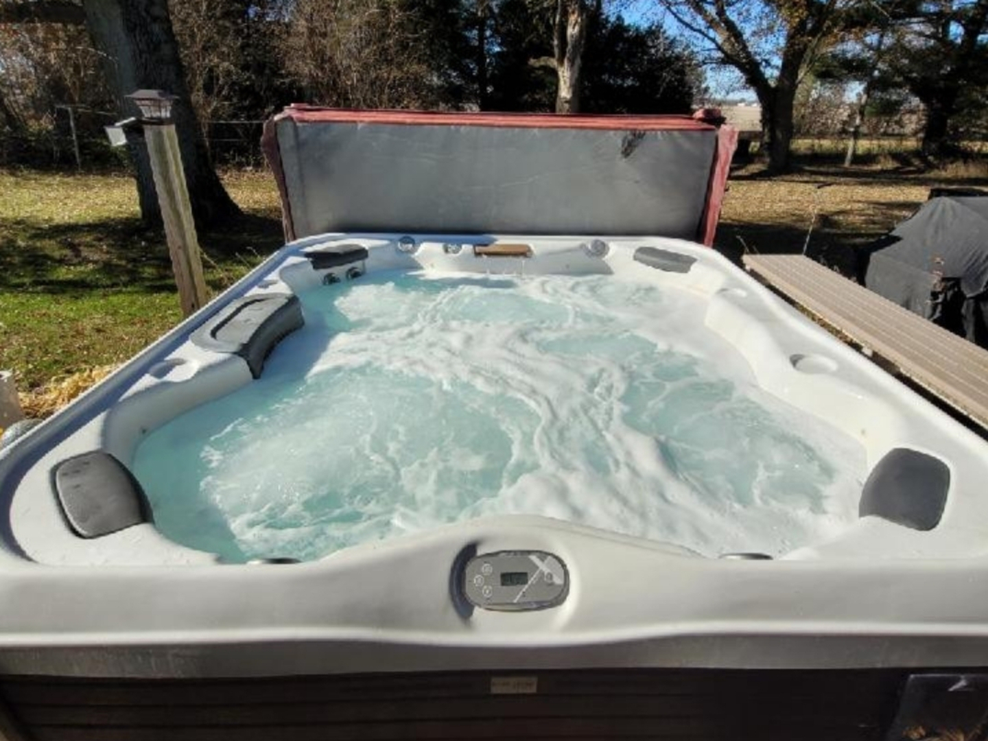 2585 S Jugtown Road, Coal City, IL 60416