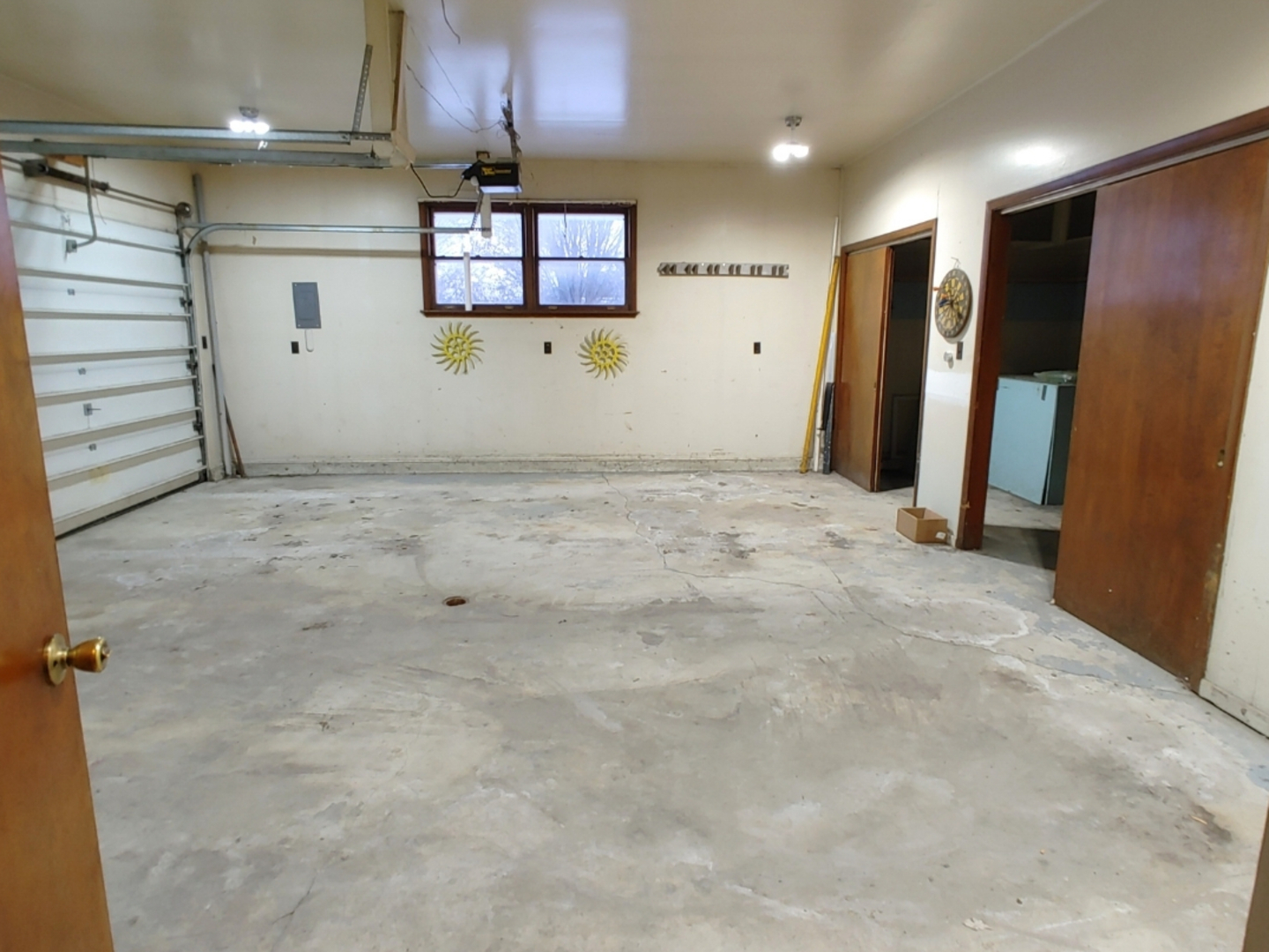 2585 S Jugtown Road, Coal City, IL 60416