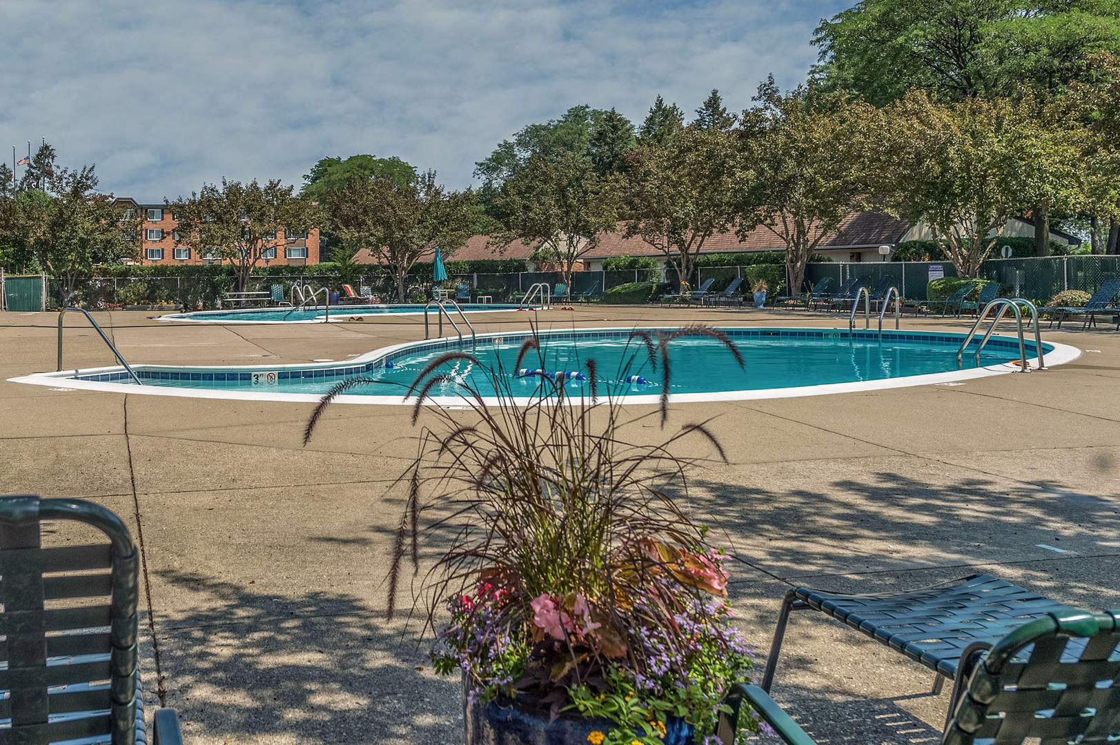 1107 S Old Wilke Road #103, Arlington Heights, IL 60005