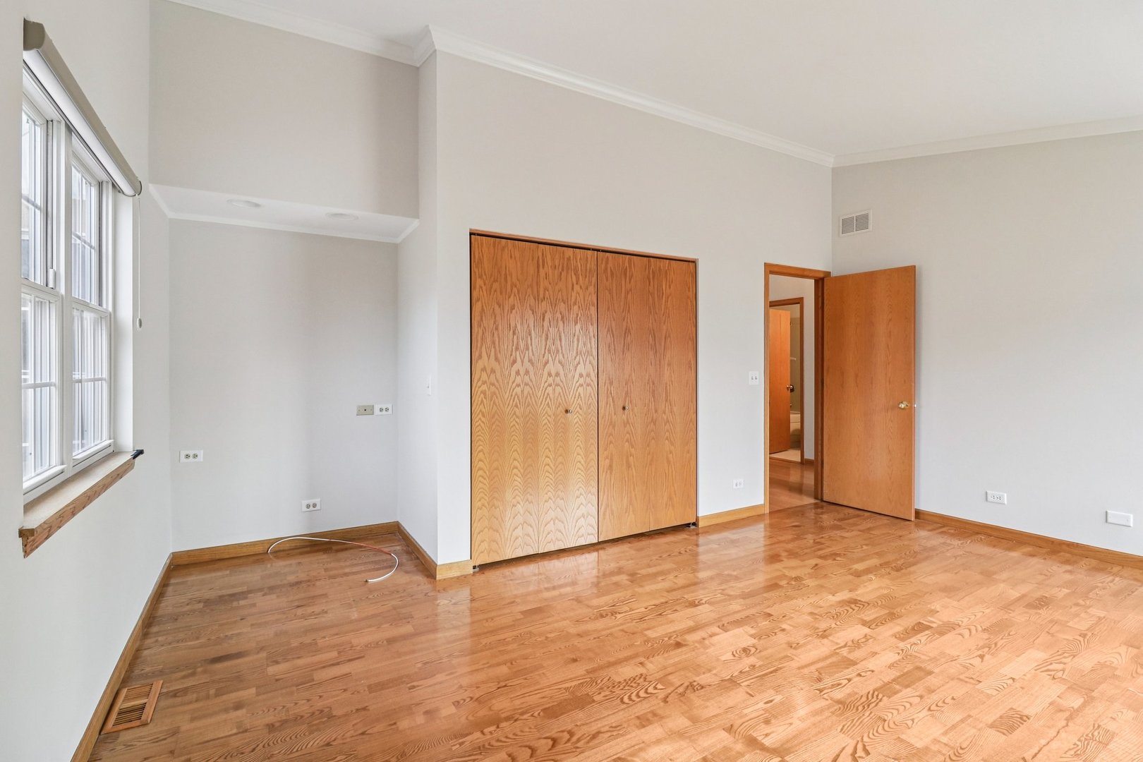 6167 Golfview Drive, Gurnee, IL 60031