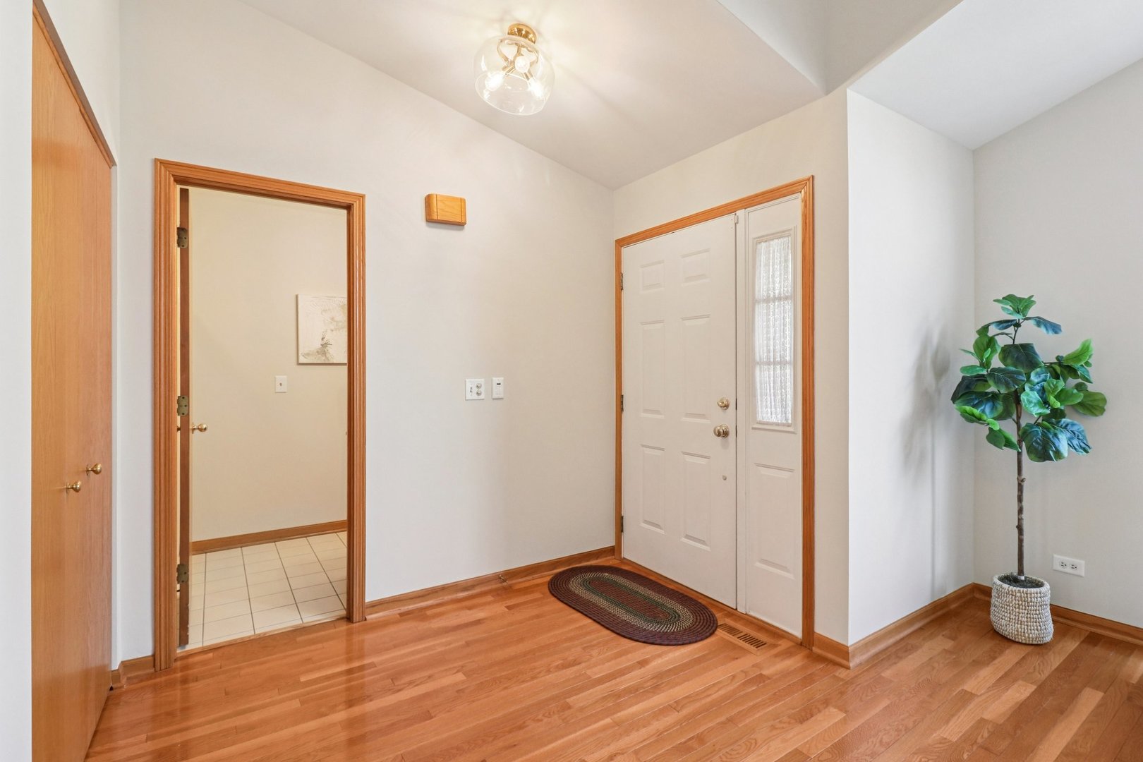 6167 Golfview Drive, Gurnee, IL 60031