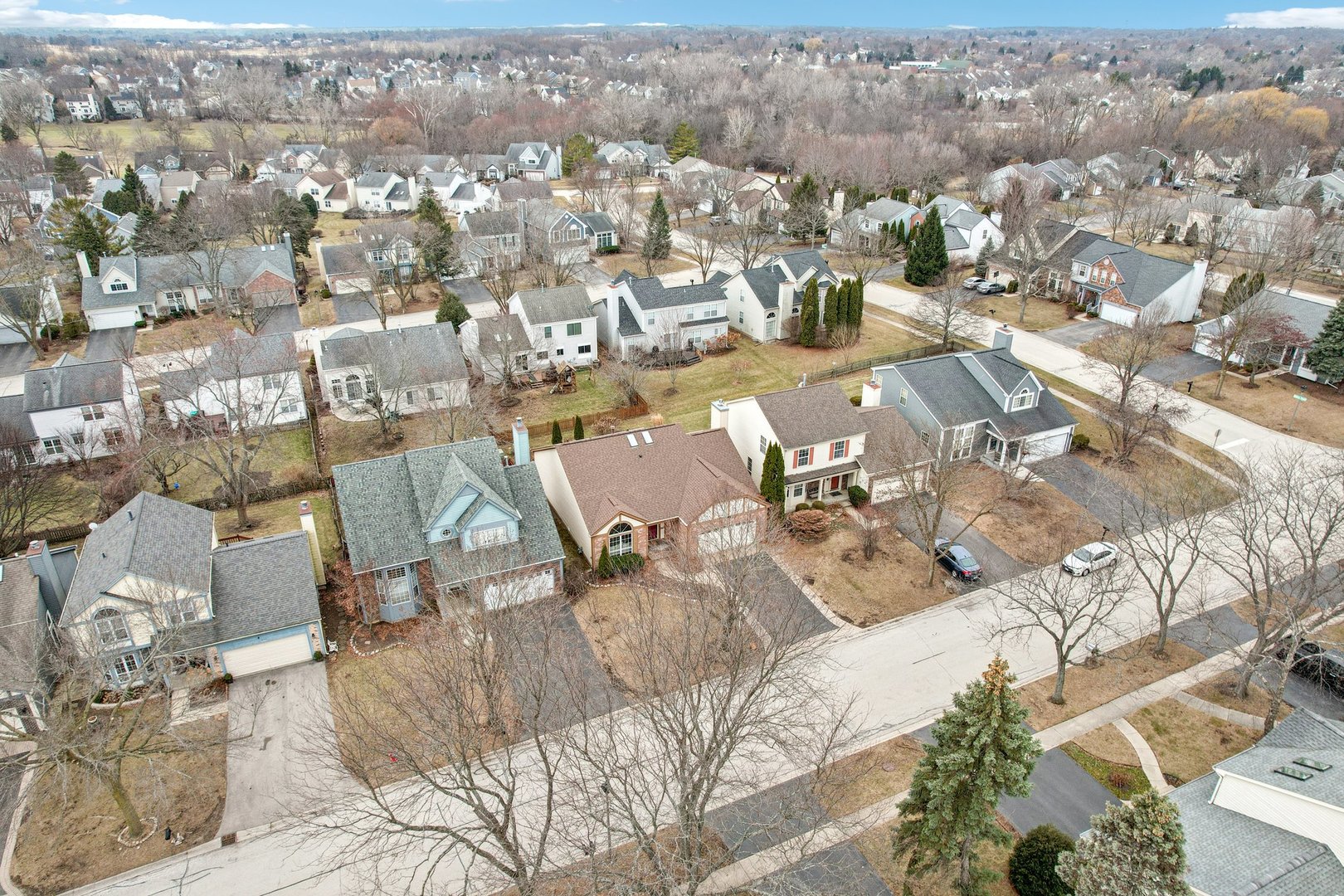 6167 Golfview Drive, Gurnee, IL 60031