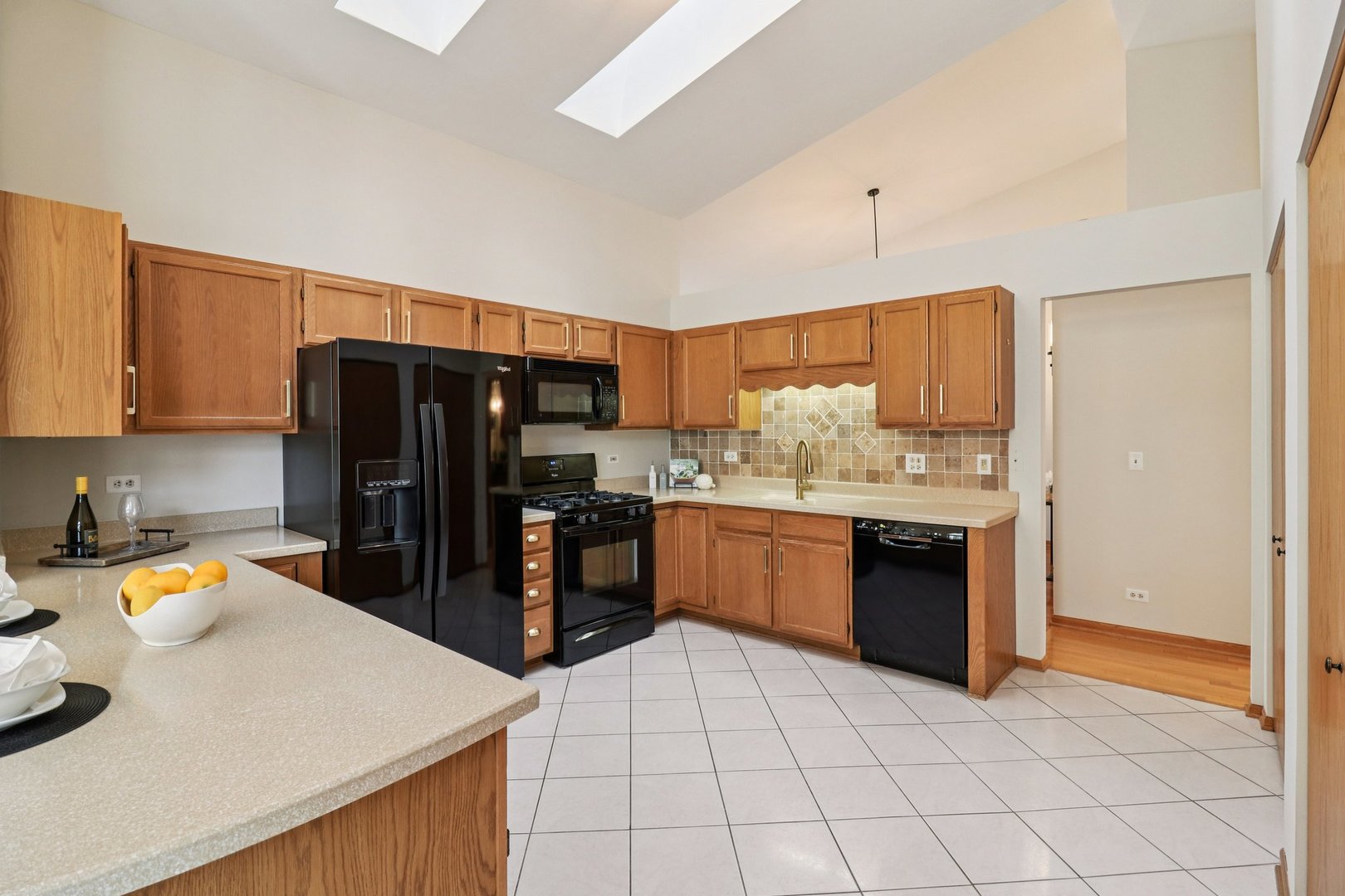 6167 Golfview Drive, Gurnee, IL 60031