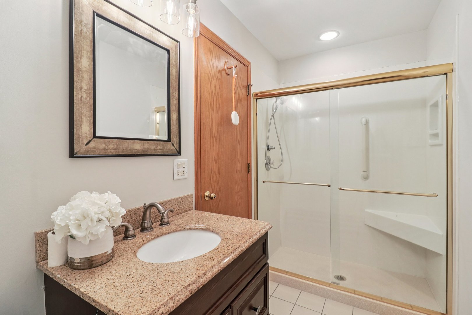 6167 Golfview Drive, Gurnee, IL 60031