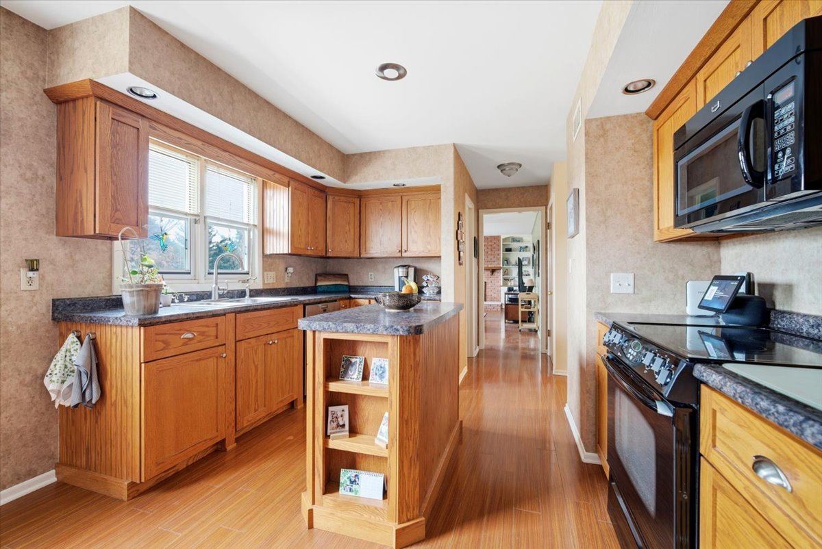 1204 Westview Drive, Normal, IL 61761