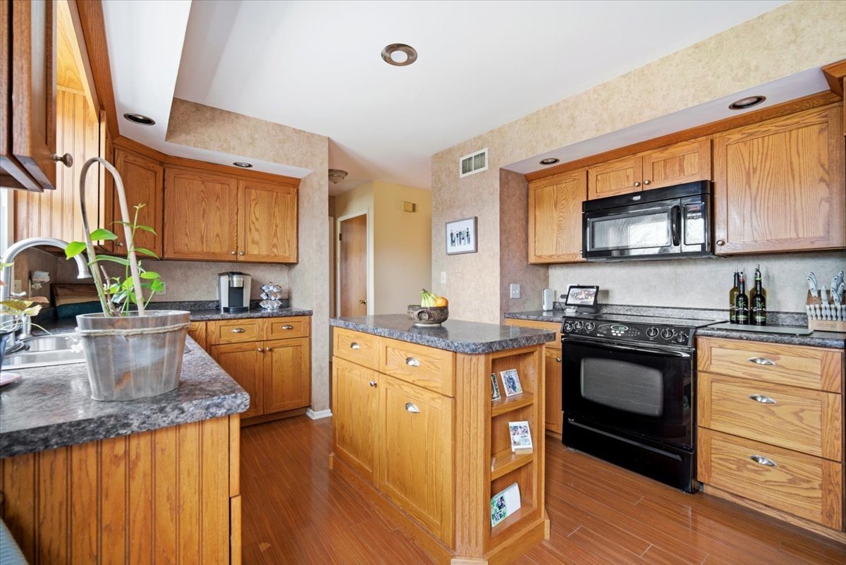 1204 Westview Drive, Normal, IL 61761