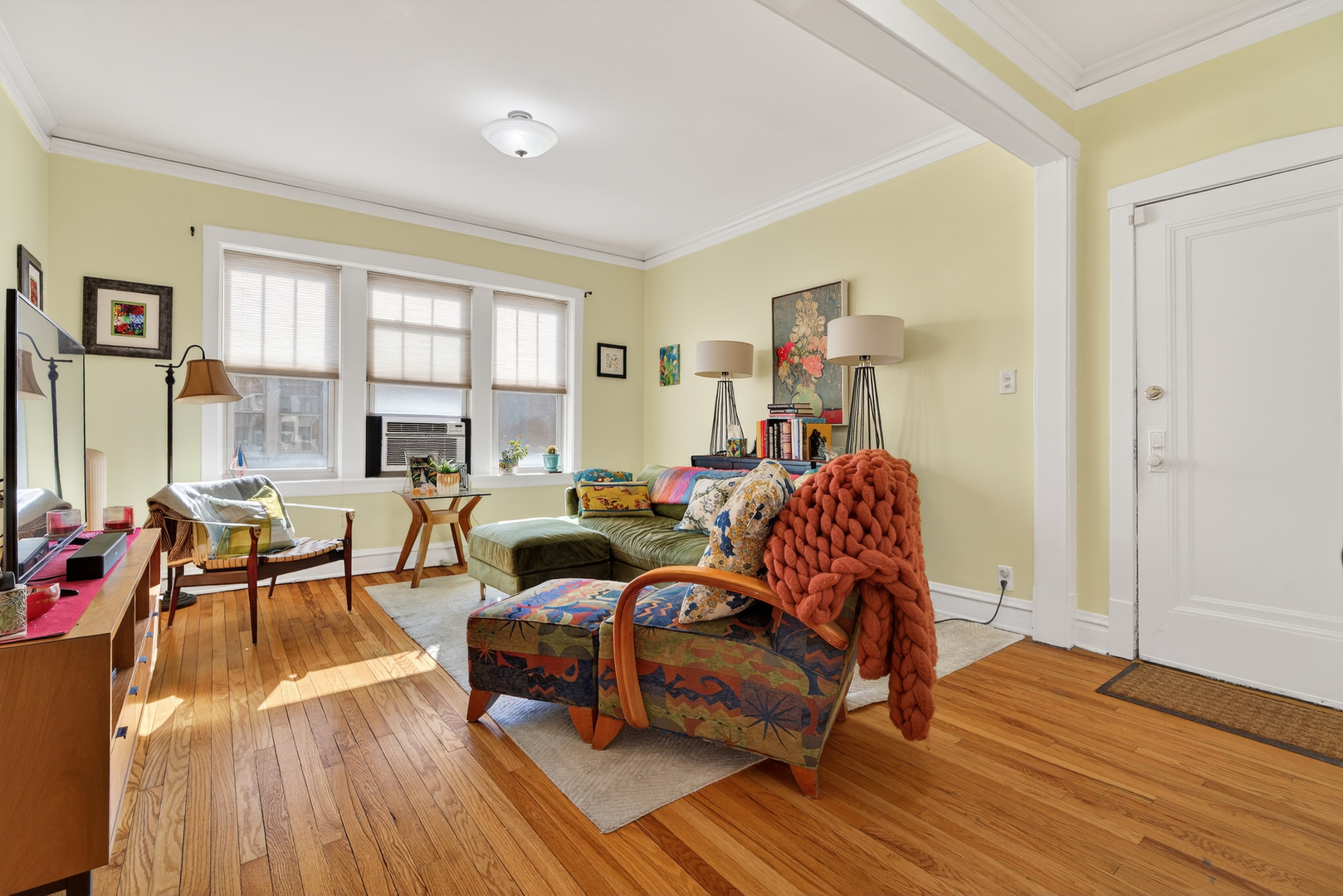 242 S MAPLE Avenue #3E, Oak Park, IL 60302