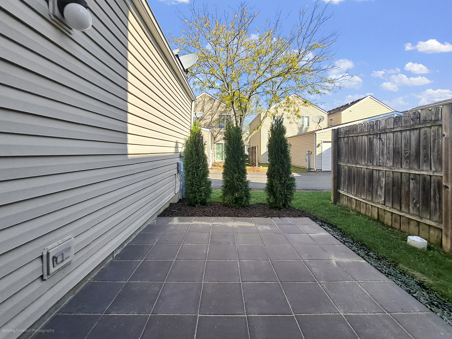 653 Serendipity Drive, Aurora, IL 60504