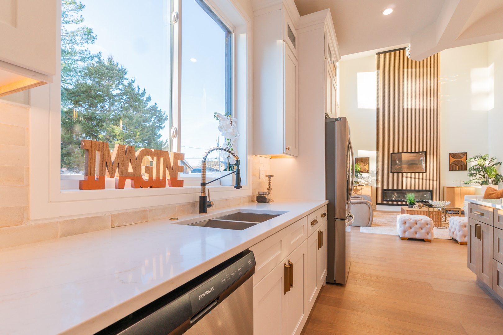 1014 N Princeton Avenue, Villa Park, IL 60181