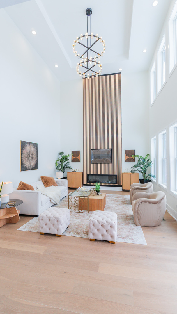 1014 N Princeton Avenue, Villa Park, IL 60181