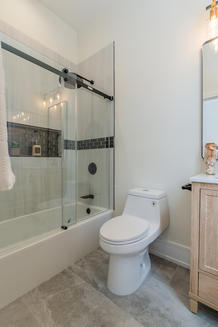 1014 N Princeton Avenue, Villa Park, IL 60181