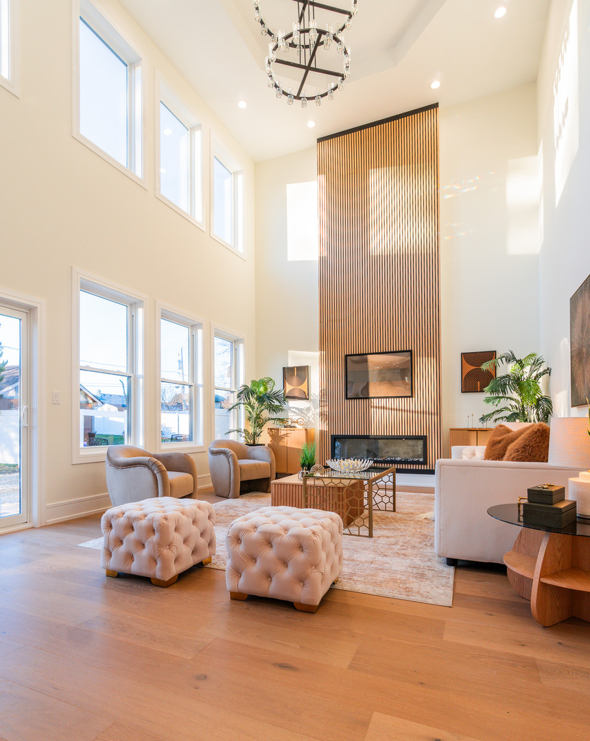 1014 N Princeton Avenue, Villa Park, IL 60181