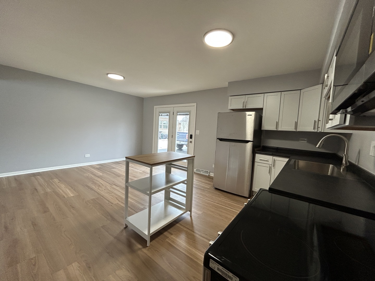 350 1st Court #1, Crystal Lake, IL 60014