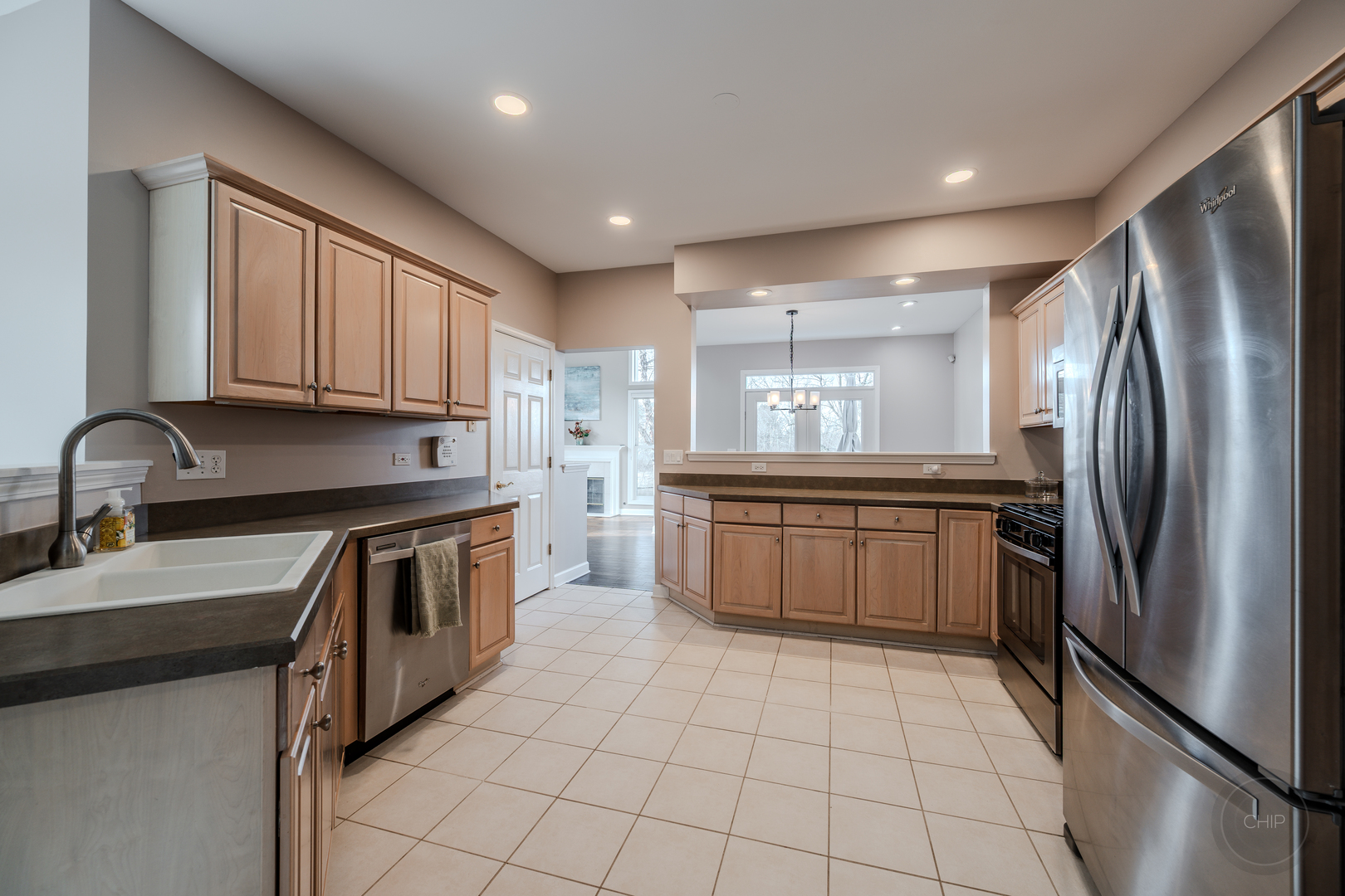 510 Harlowe Lane, Naperville, IL 60565