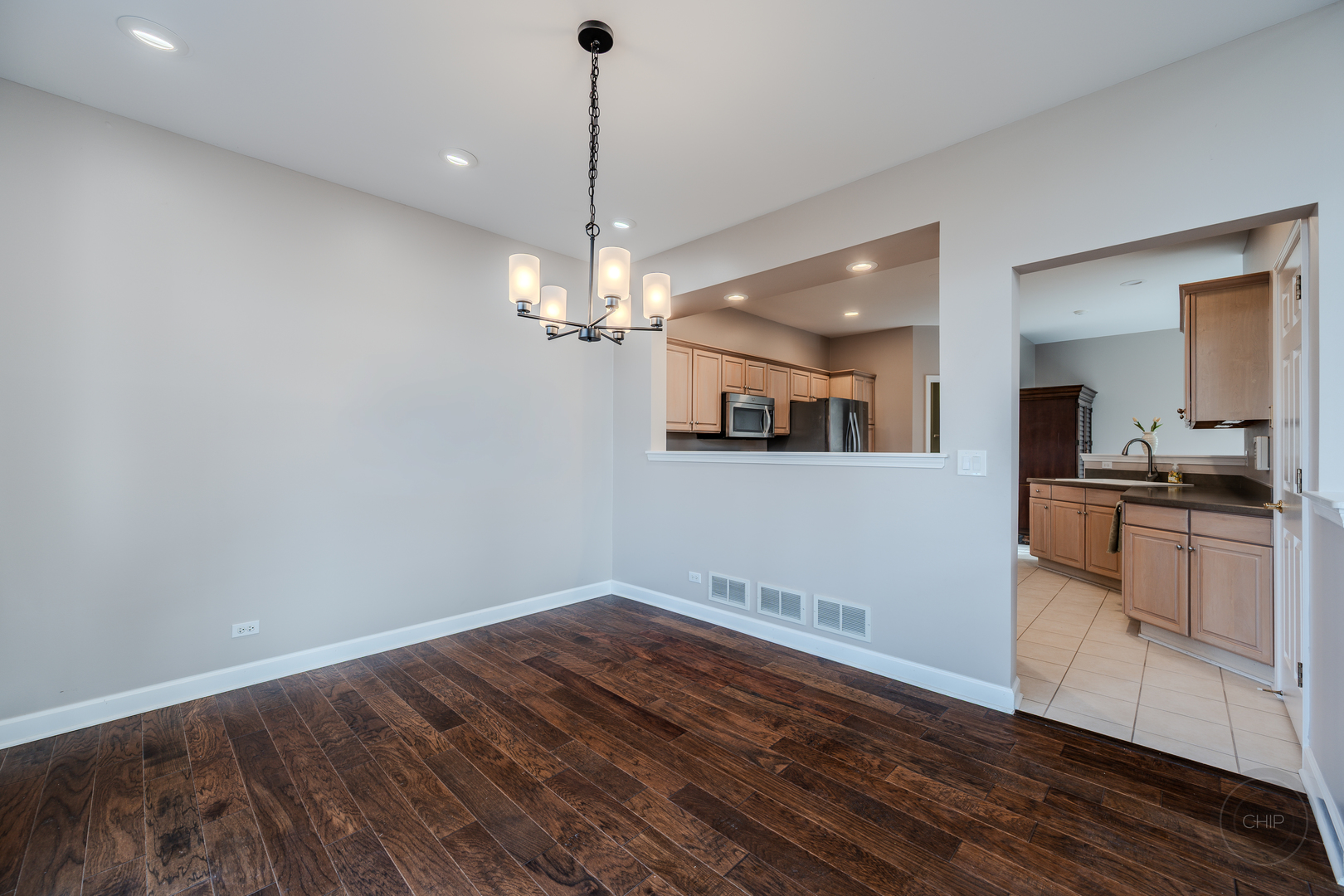 510 Harlowe Lane, Naperville, IL 60565