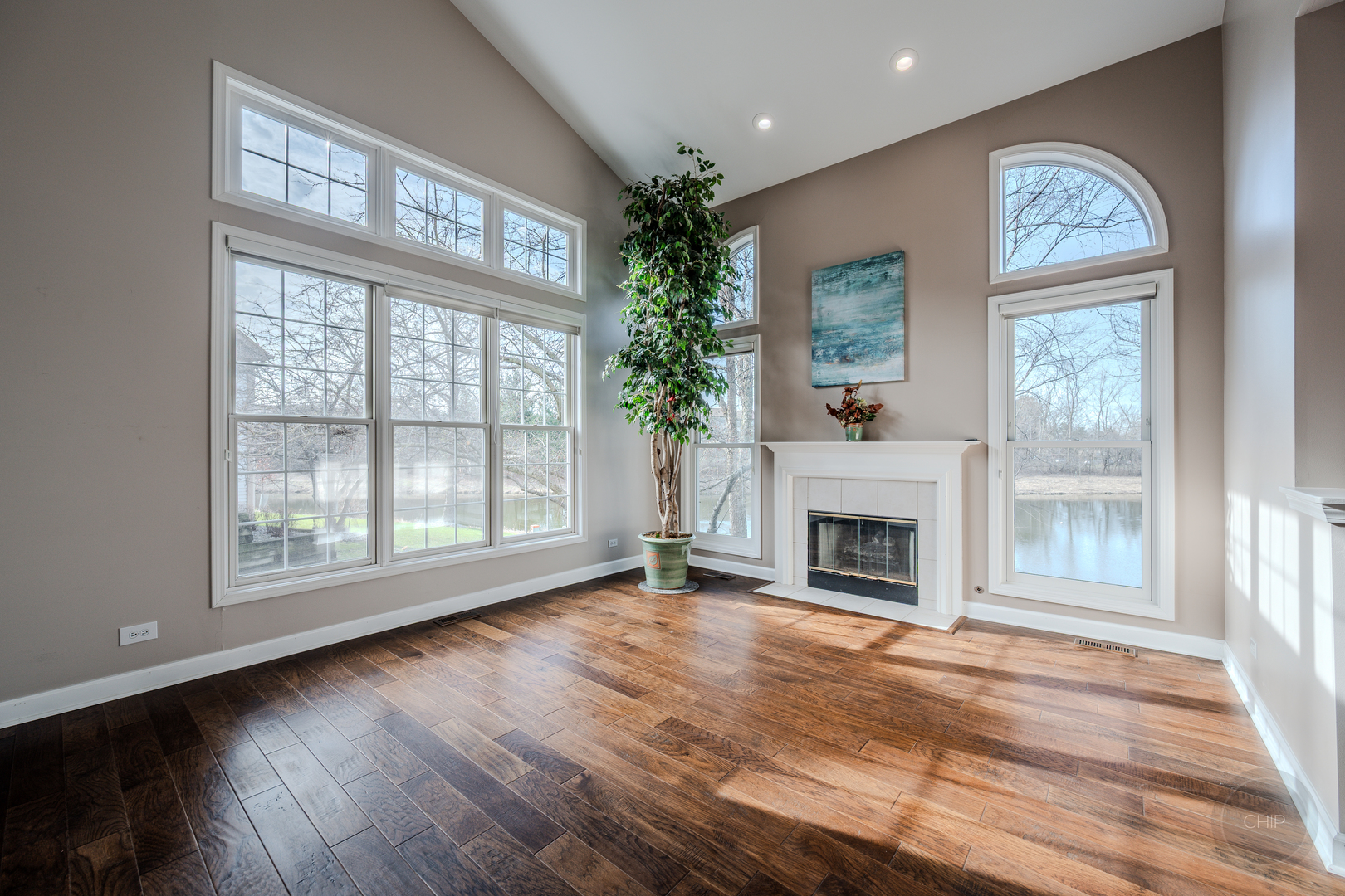 510 Harlowe Lane, Naperville, IL 60565