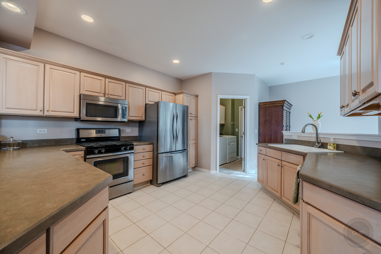 510 Harlowe Lane, Naperville, IL 60565