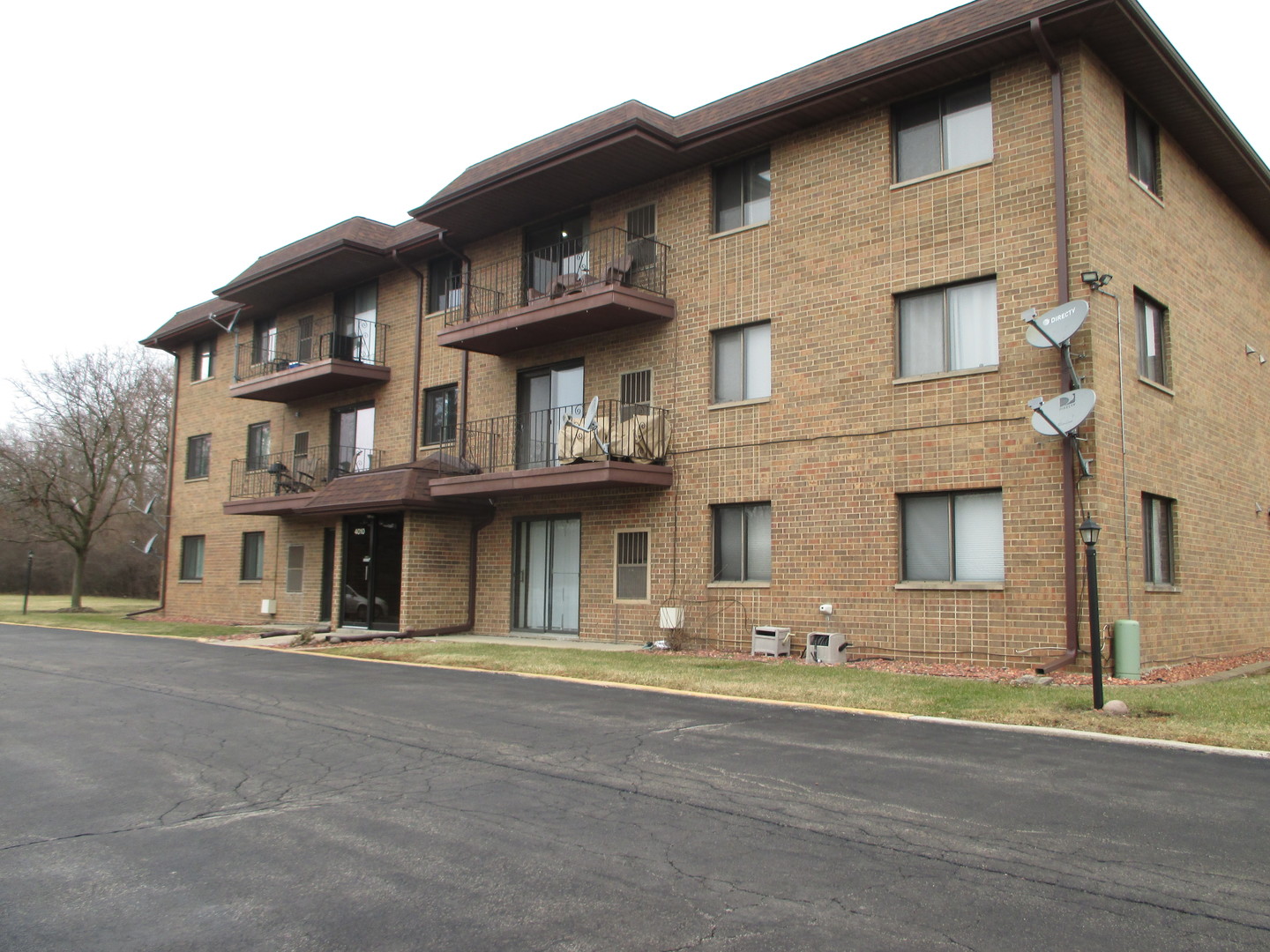 4010 150th Street #10, Midlothian, IL 60445