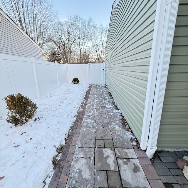 804 HILLSIDE Drive, Streamwood, IL 60107