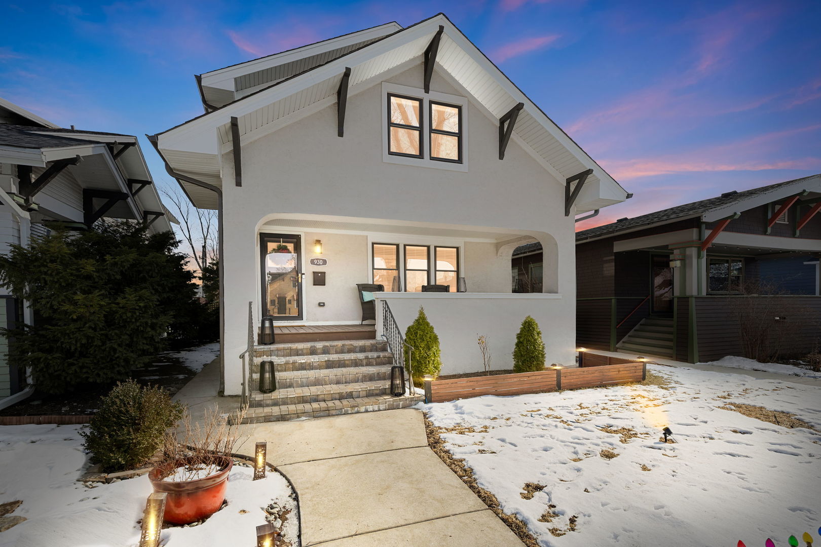 930 N Taylor Avenue, Oak Park, IL 60302