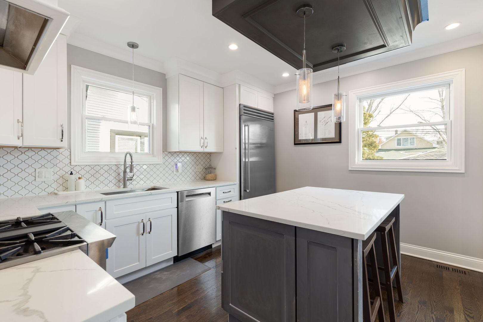 930 N Taylor Avenue, Oak Park, IL 60302