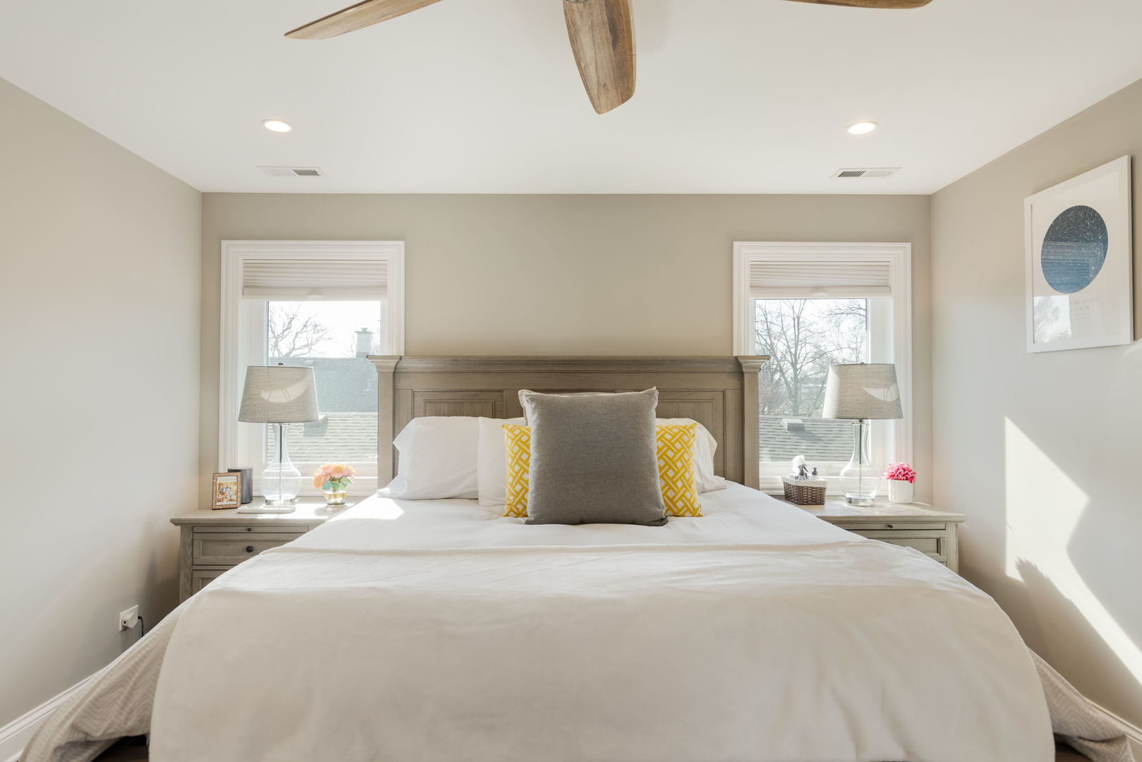 930 N Taylor Avenue, Oak Park, IL 60302