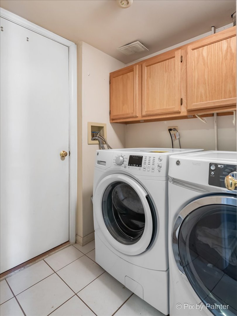 201 Millers Crossing #201, Itasca, IL 60143