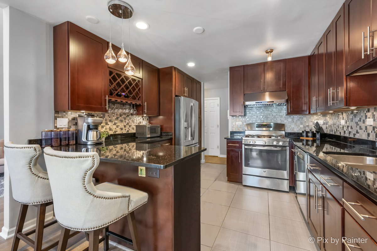 201 Millers Crossing #201, Itasca, IL 60143