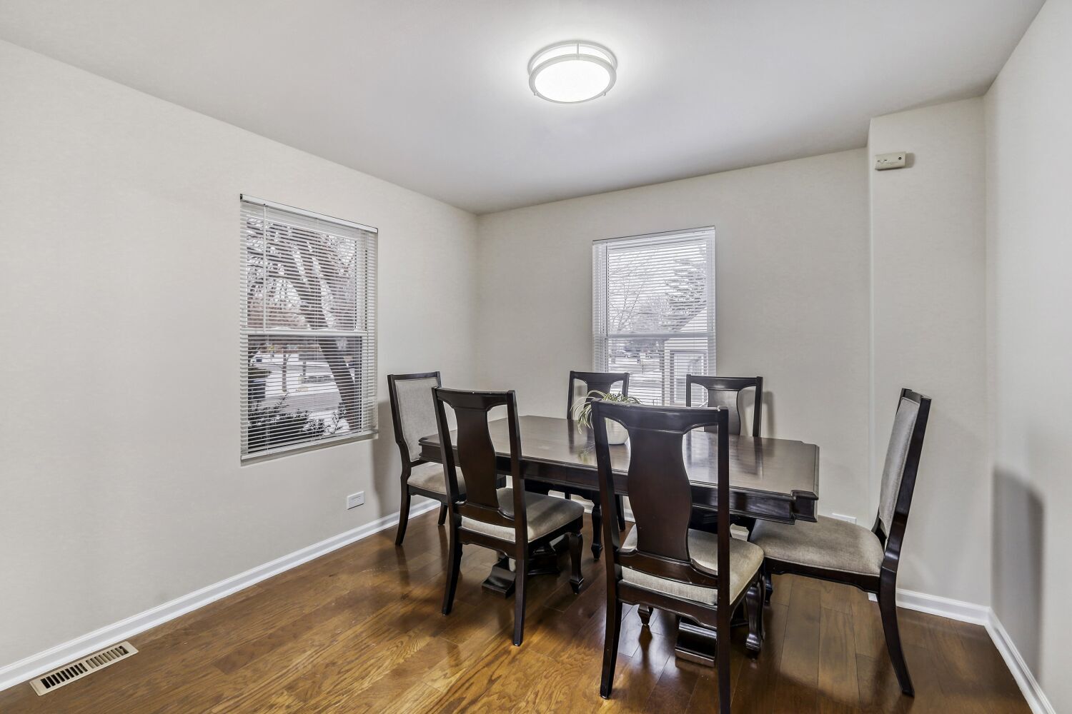 245 Whitehall Avenue, Northlake, IL 60164