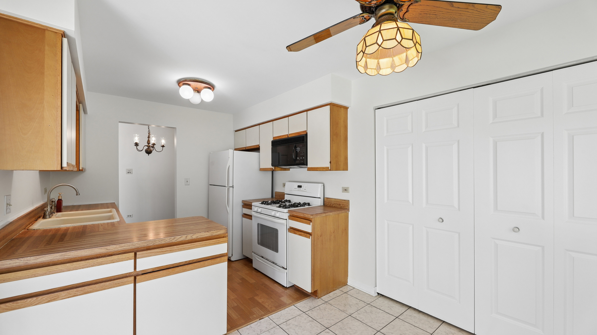 0N112 Windermere Road #1908, Winfield, IL 60190