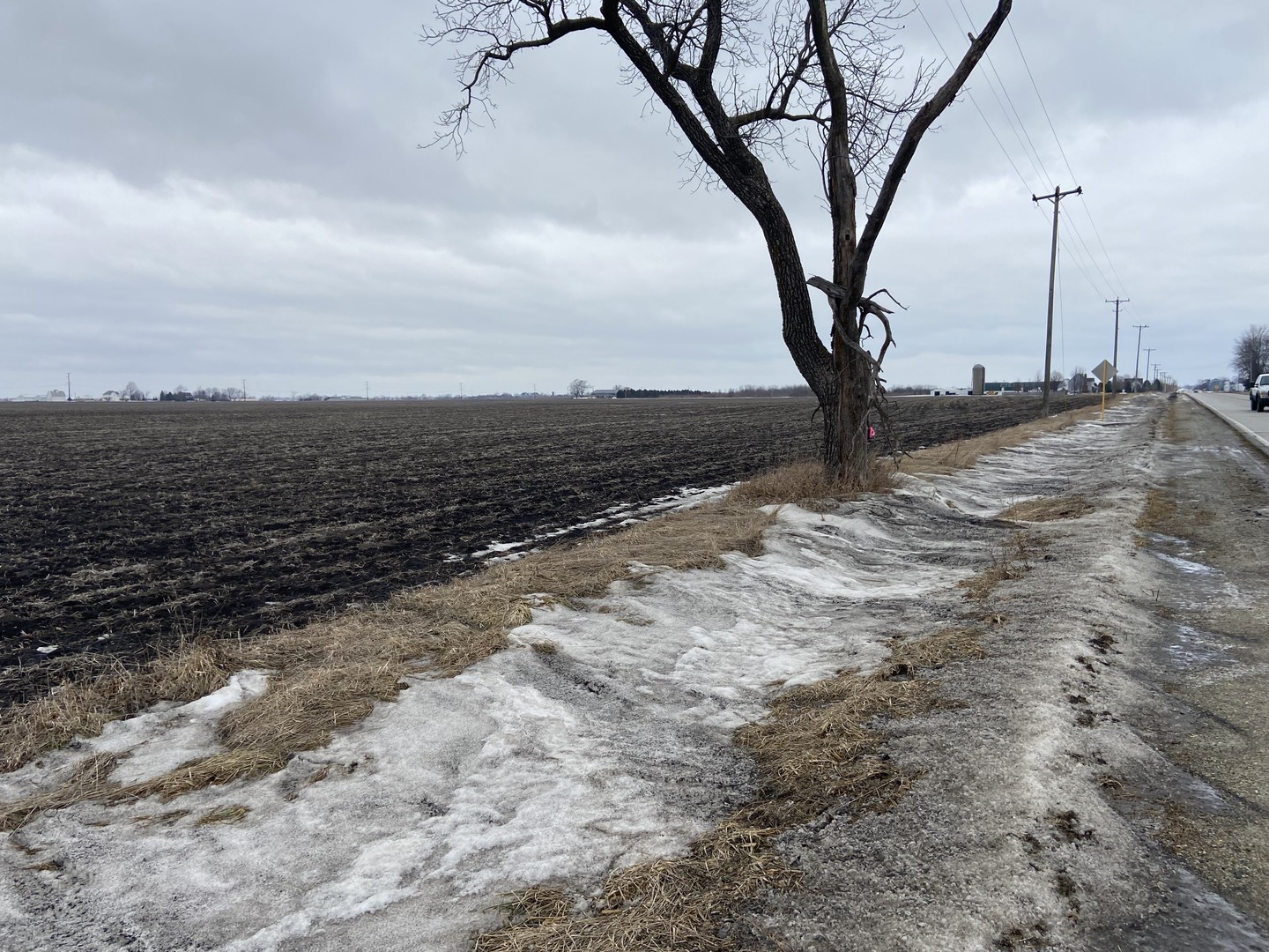 28200 S Lagrange Highway, Peotone, IL 60468