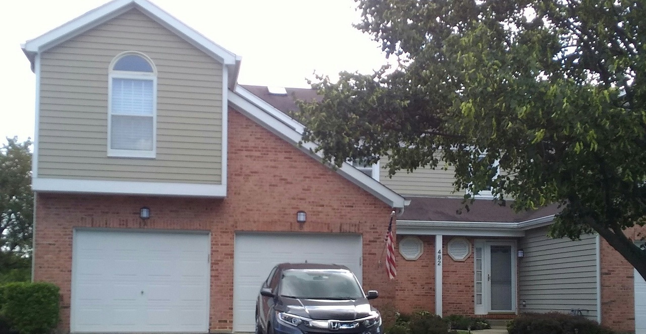 482 Nicole Drive #8B, Bartlett, IL 60103
