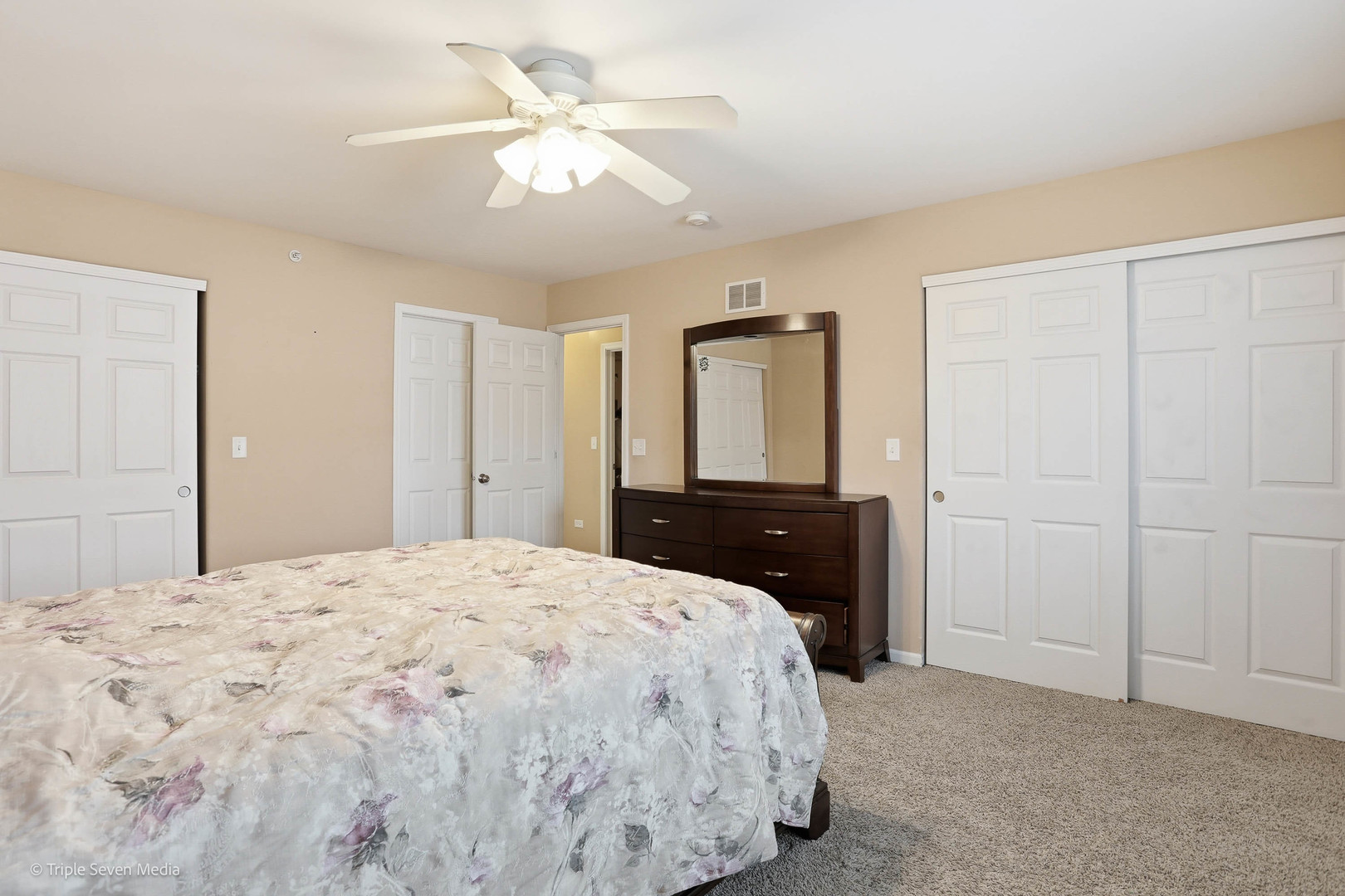 14852 Park Avenue, Oak Forest, IL 60452