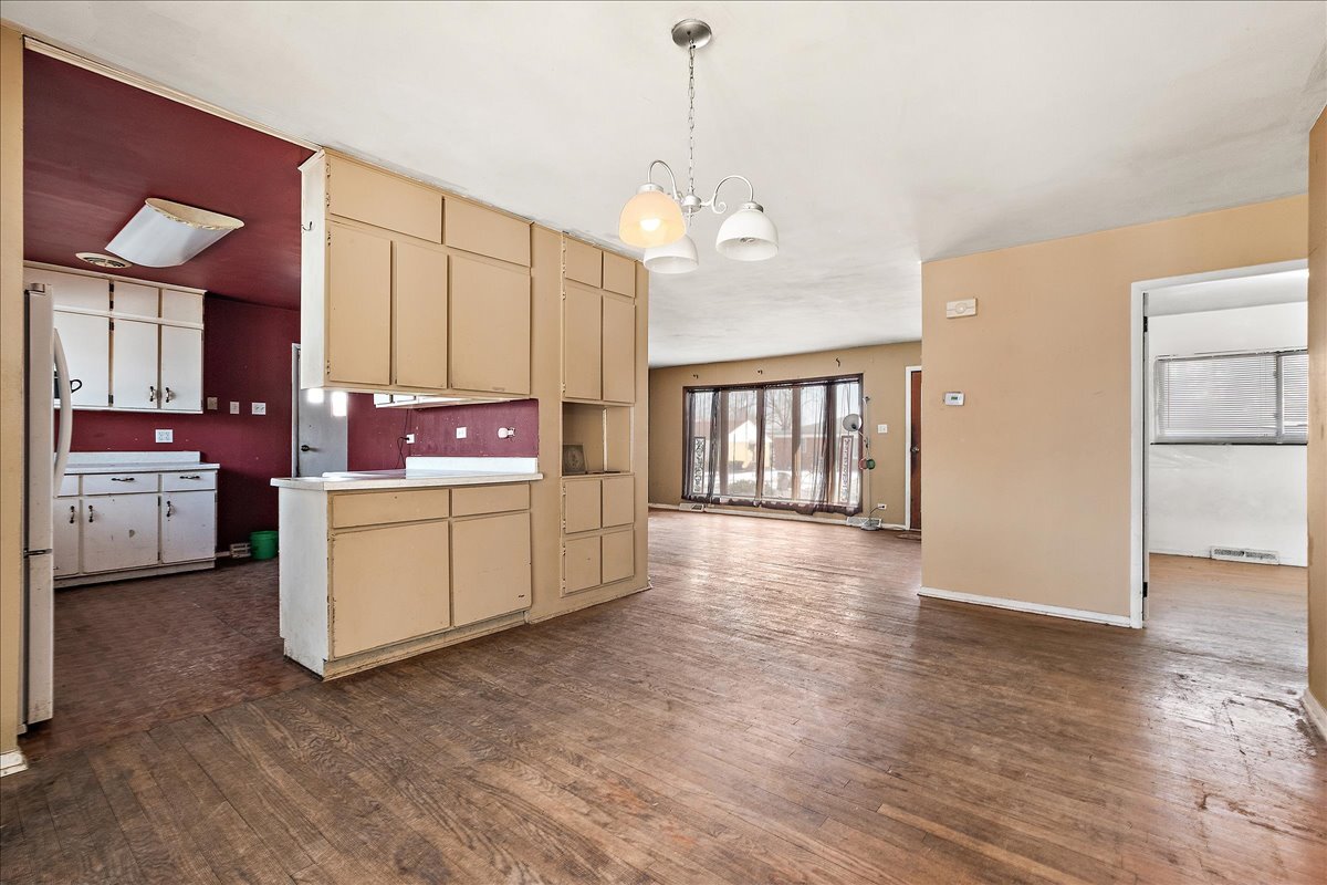 22720 Ridgeway Avenue, Richton Park, IL 60471