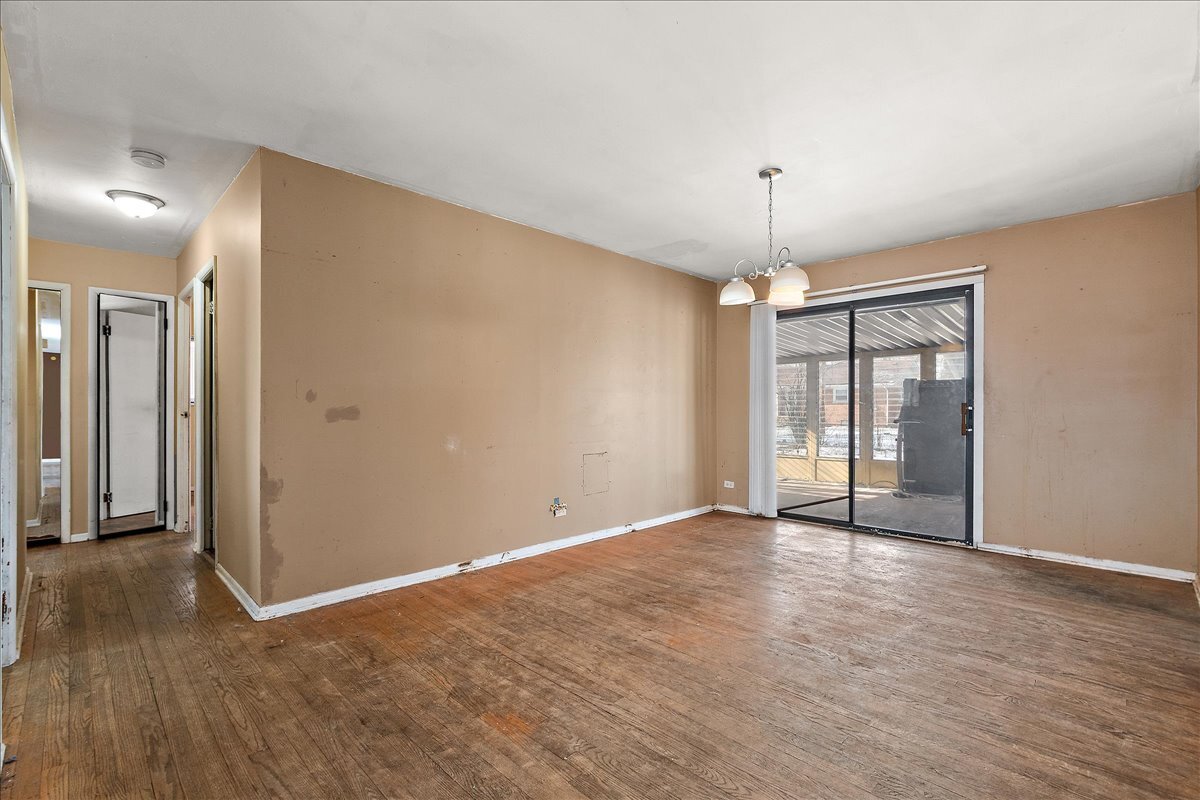 22720 Ridgeway Avenue, Richton Park, IL 60471