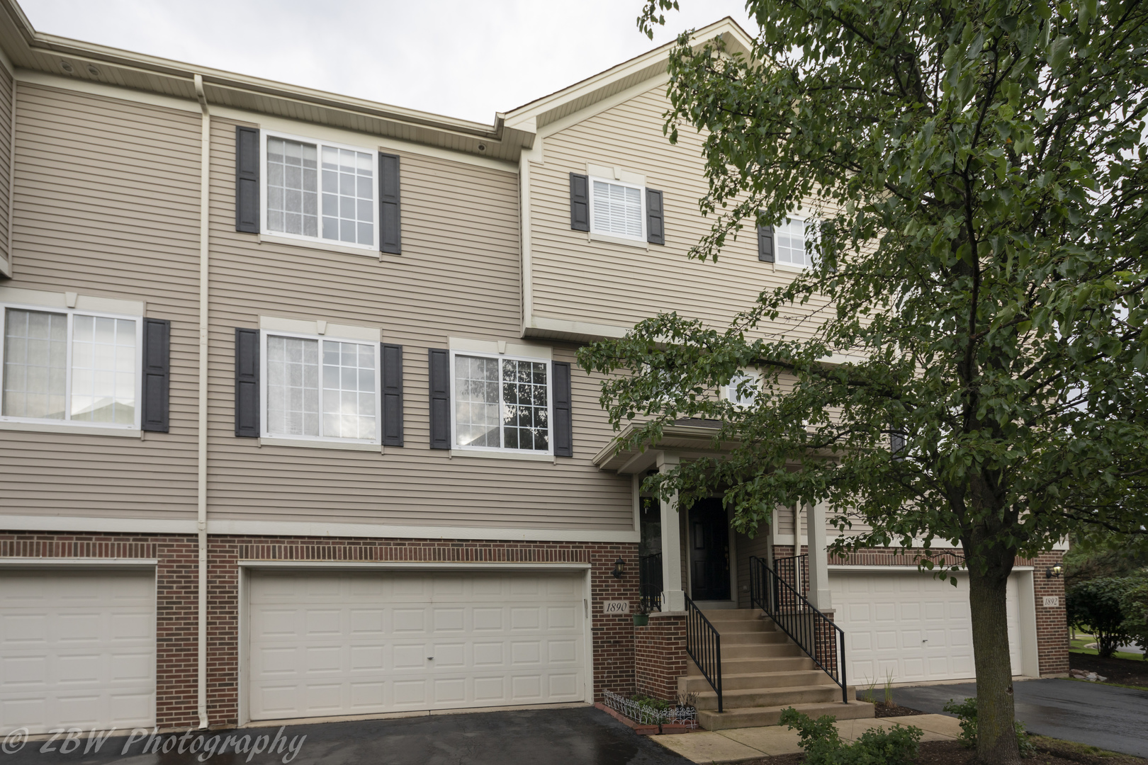 1890 Fredericksburg Lane #1890, Aurora, IL 60503