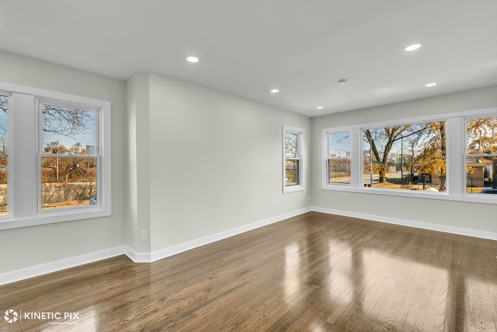 9900 S Wallace Street, Chicago, IL 60628