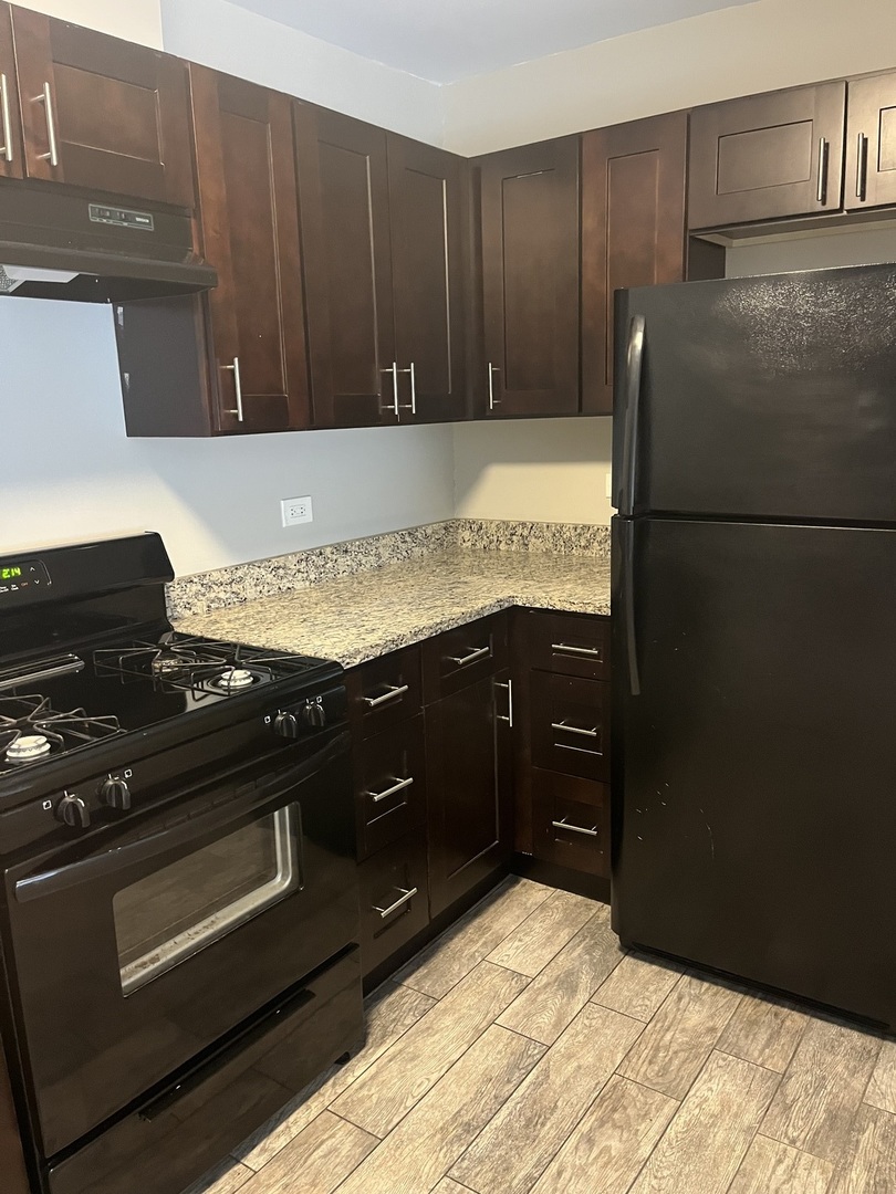 7501 southwest Highway #5, Worth, IL 60482