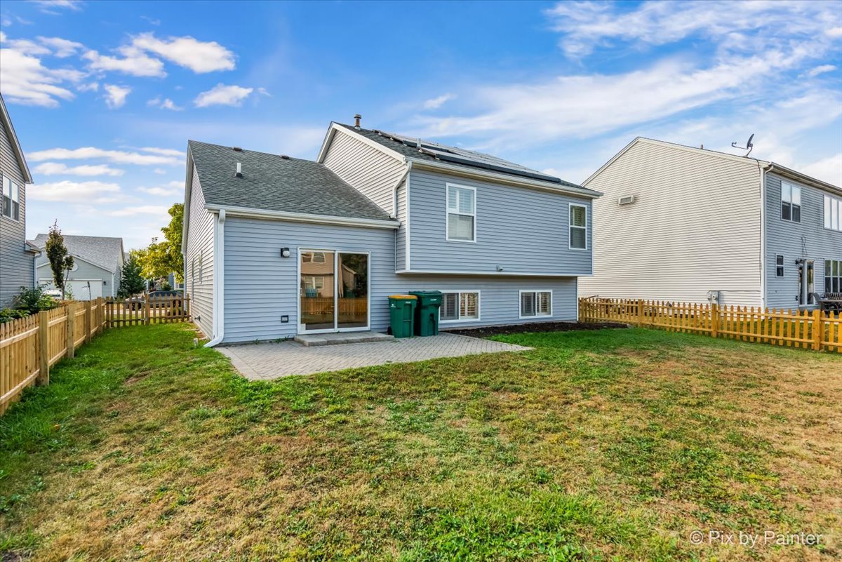 2076 Longwood Court, Romeoville, IL 60446