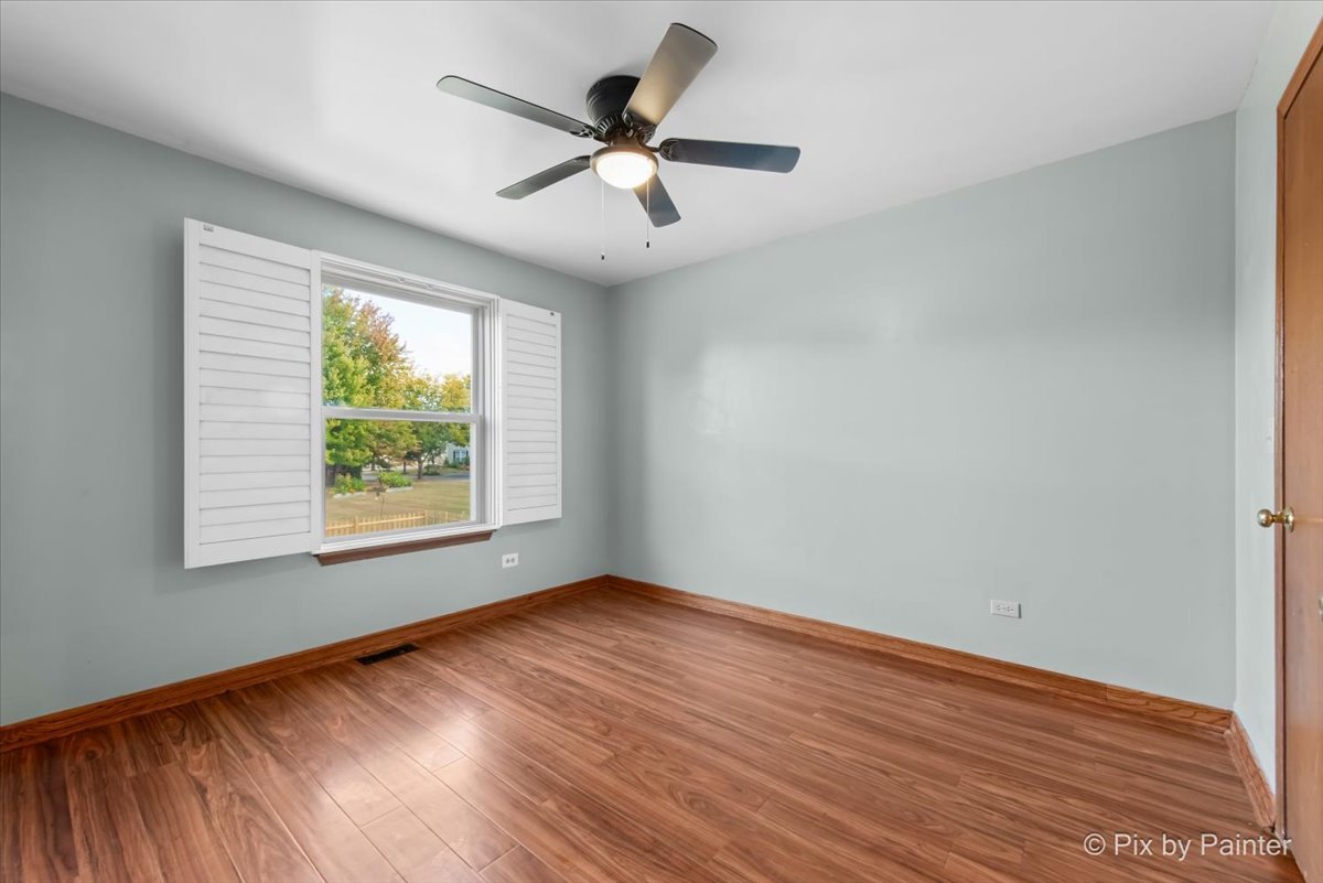 2076 Longwood Court, Romeoville, IL 60446