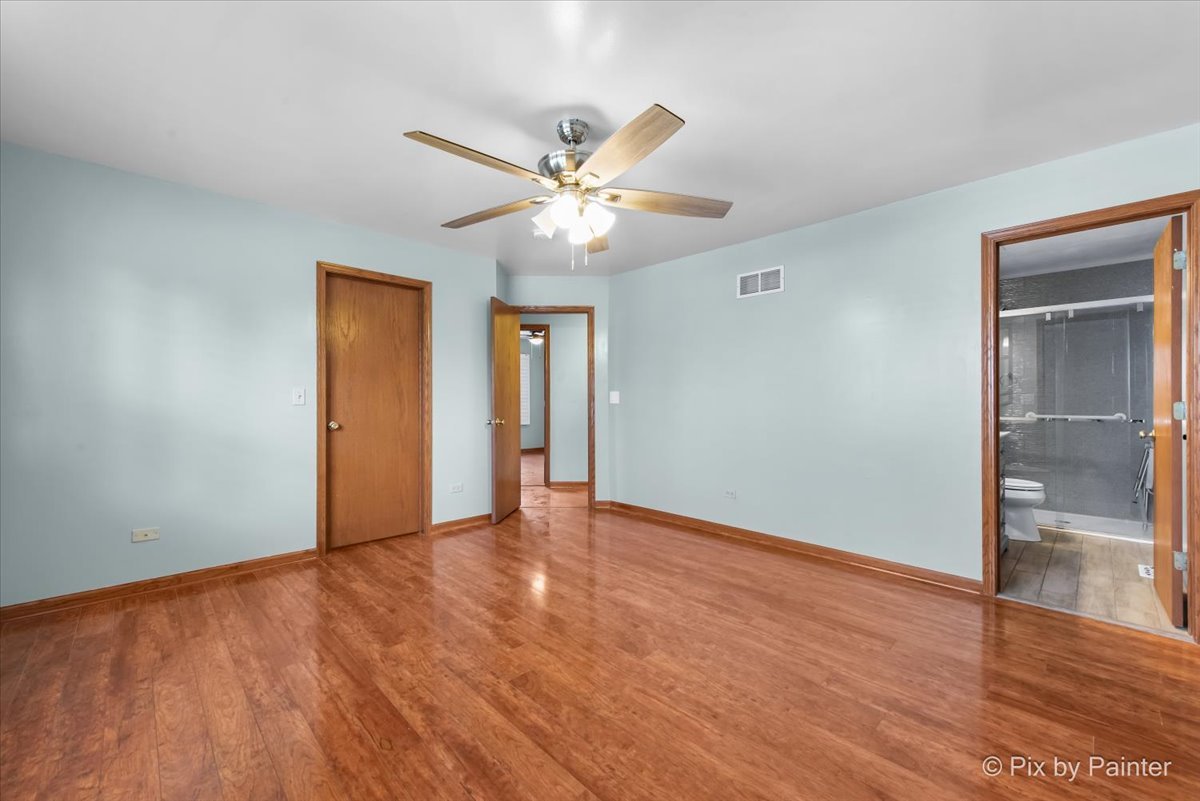 2076 Longwood Court, Romeoville, IL 60446