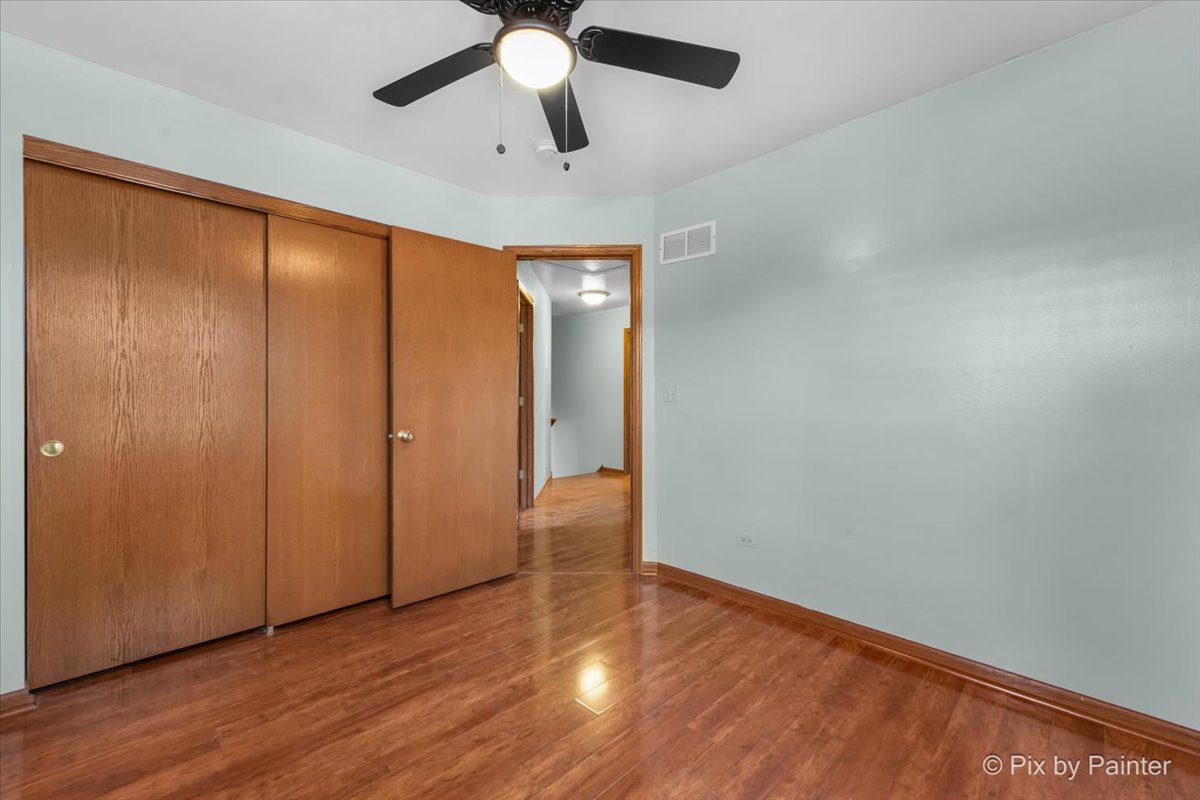 2076 Longwood Court, Romeoville, IL 60446