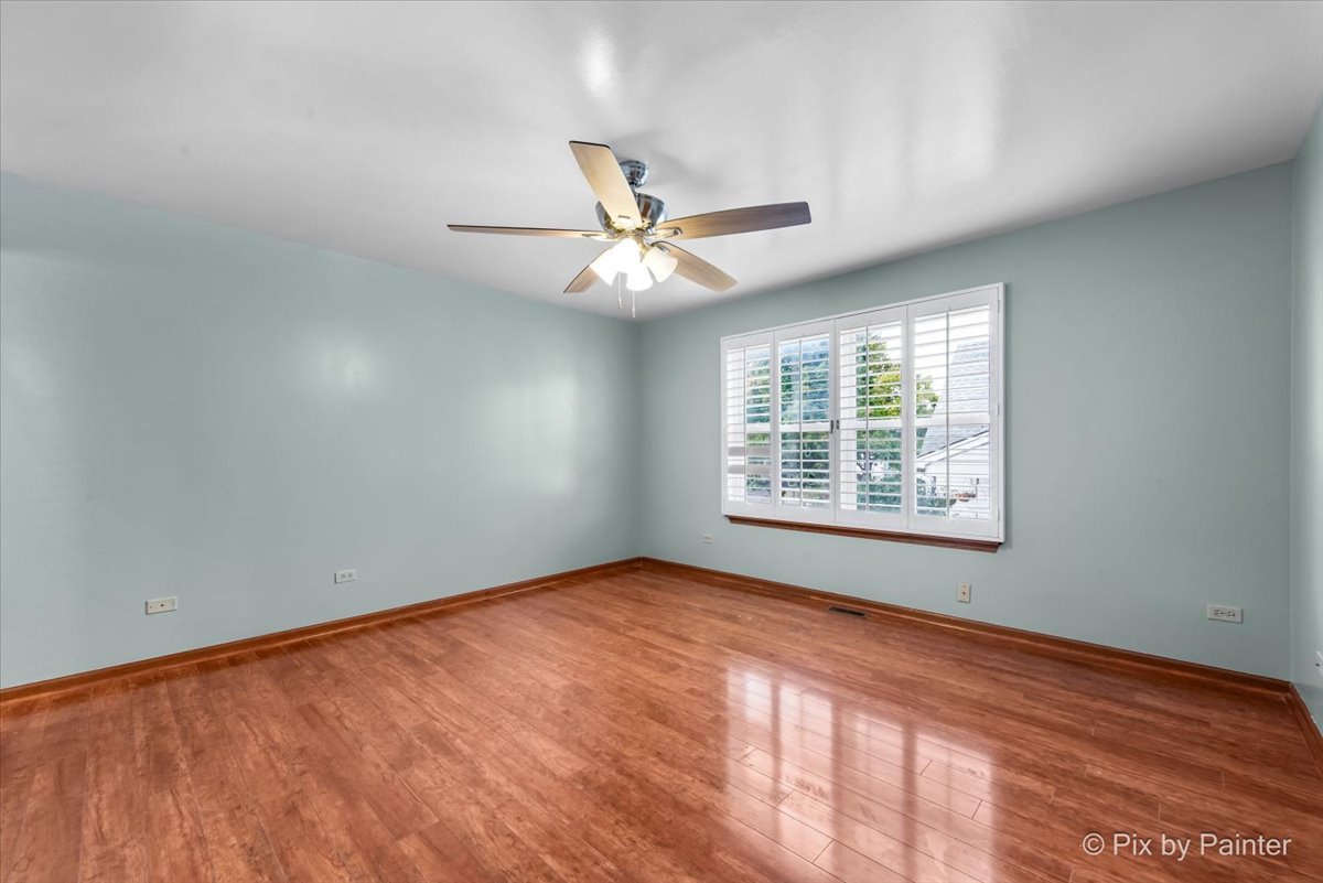 2076 Longwood Court, Romeoville, IL 60446