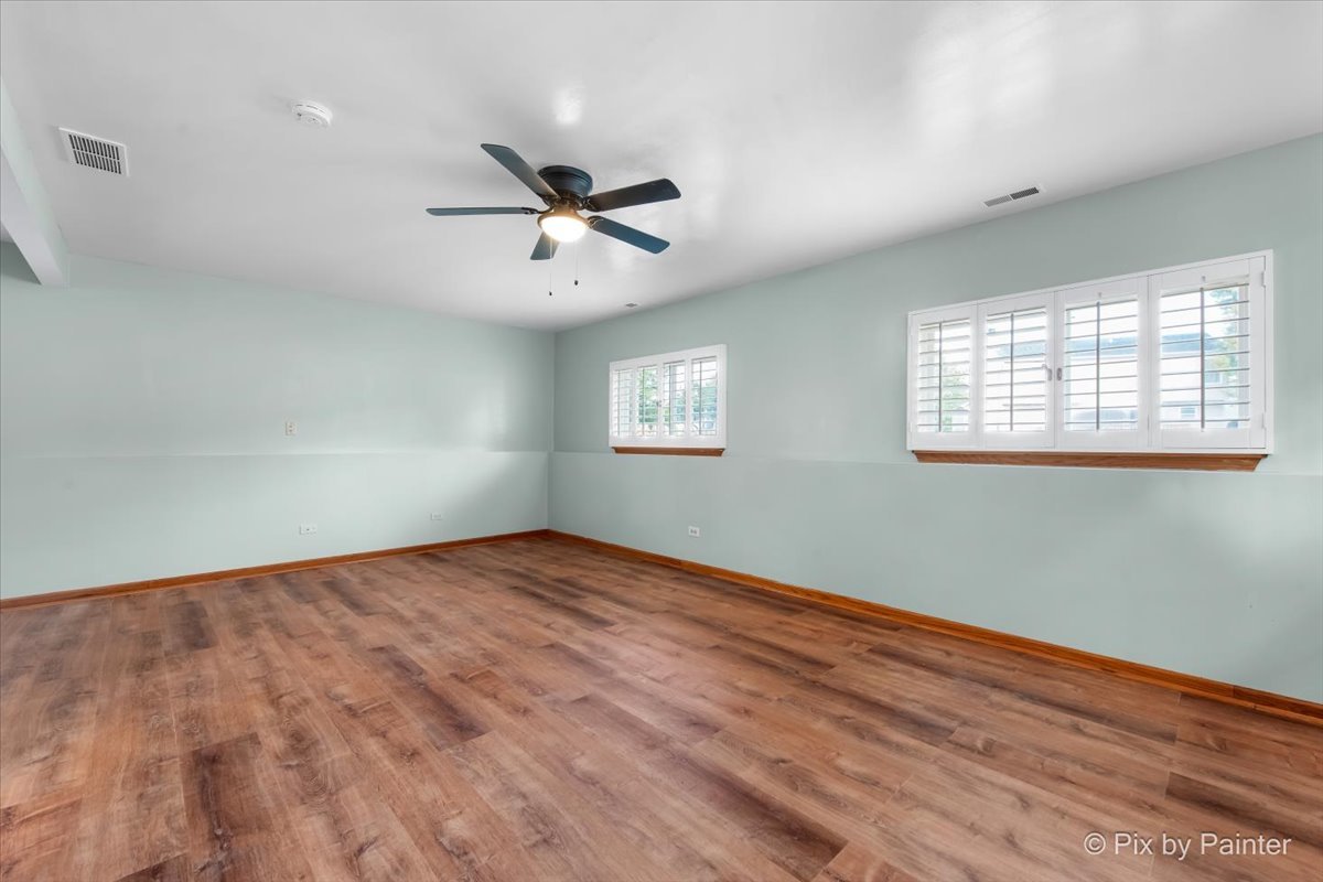 2076 Longwood Court, Romeoville, IL 60446