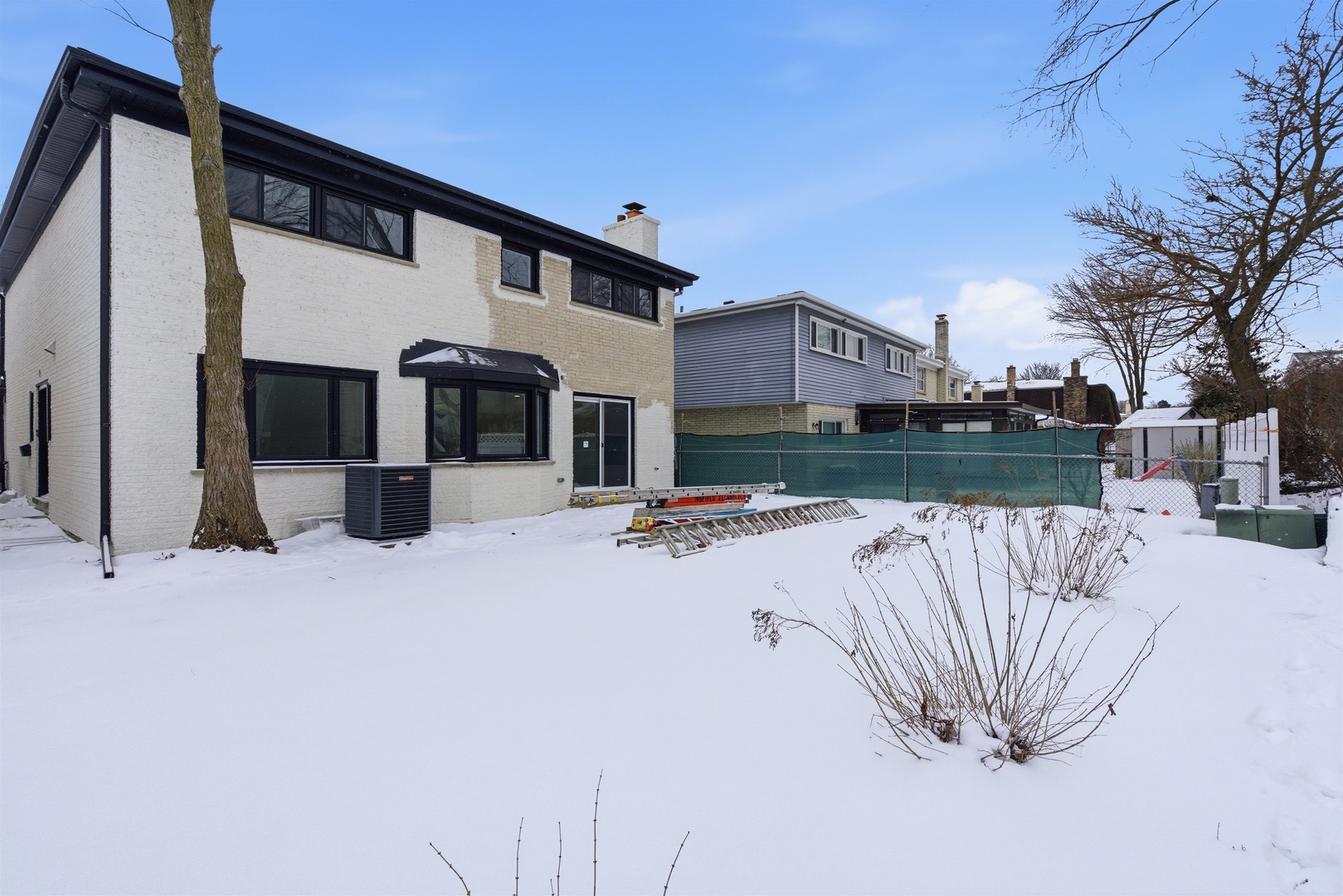 6850 Latrobe Avenue, Skokie, IL 60077