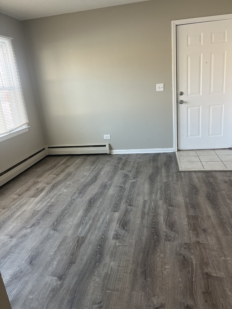 1340 N main Street #E1, Wheaton, IL 60187