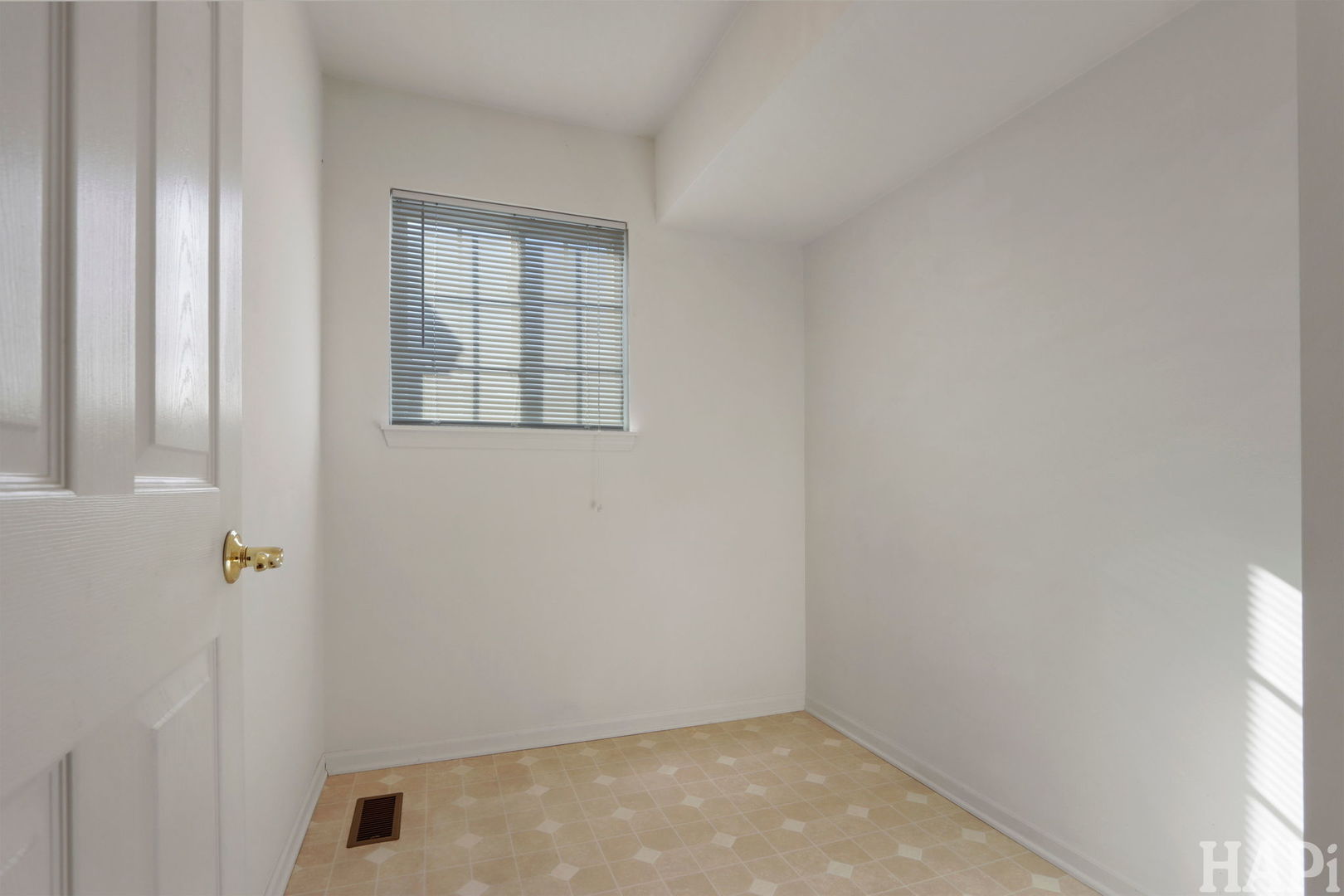 373 N Keswick Court #373, Round Lake, IL 60073