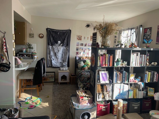 5310 N CHESTER Avenue #209, Chicago, IL 60656